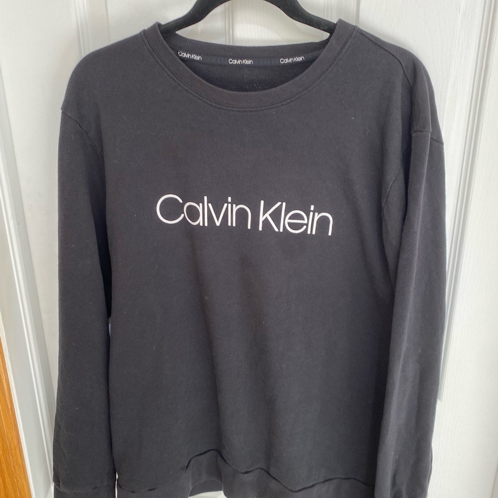 Calvin Klein Black Pullover Crewneck Sweatshirt, size Large